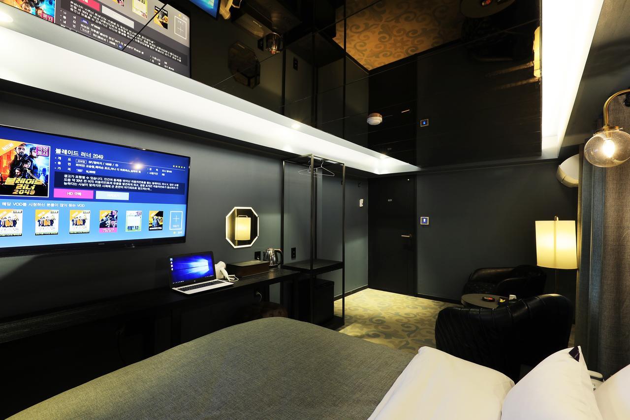 เรนโบว์ โฮเต็ล ยงซาน Hotel โซล ภายนอก รูปภาพ