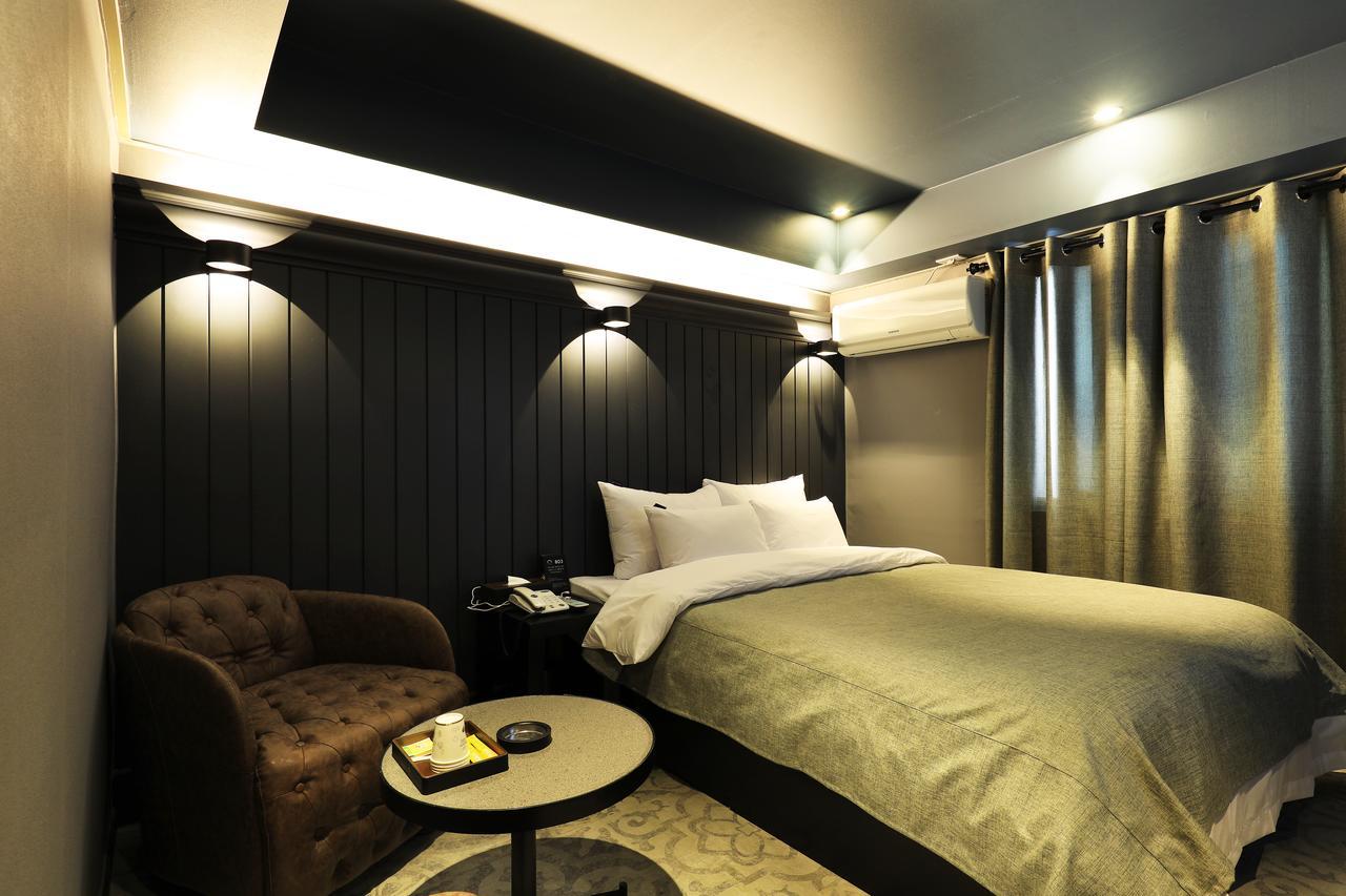 เรนโบว์ โฮเต็ล ยงซาน Hotel โซล ภายนอก รูปภาพ